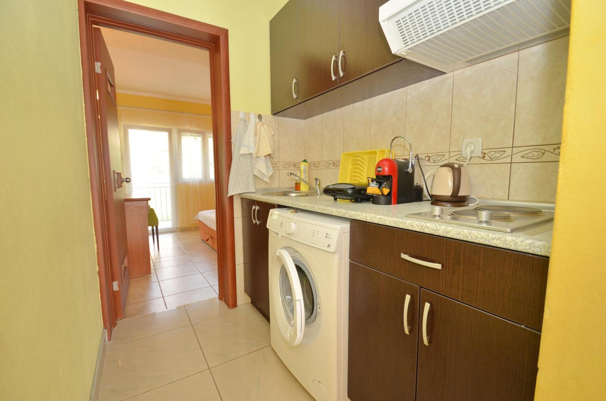 Apartments Dinko Zifra Тиват Екстериор снимка