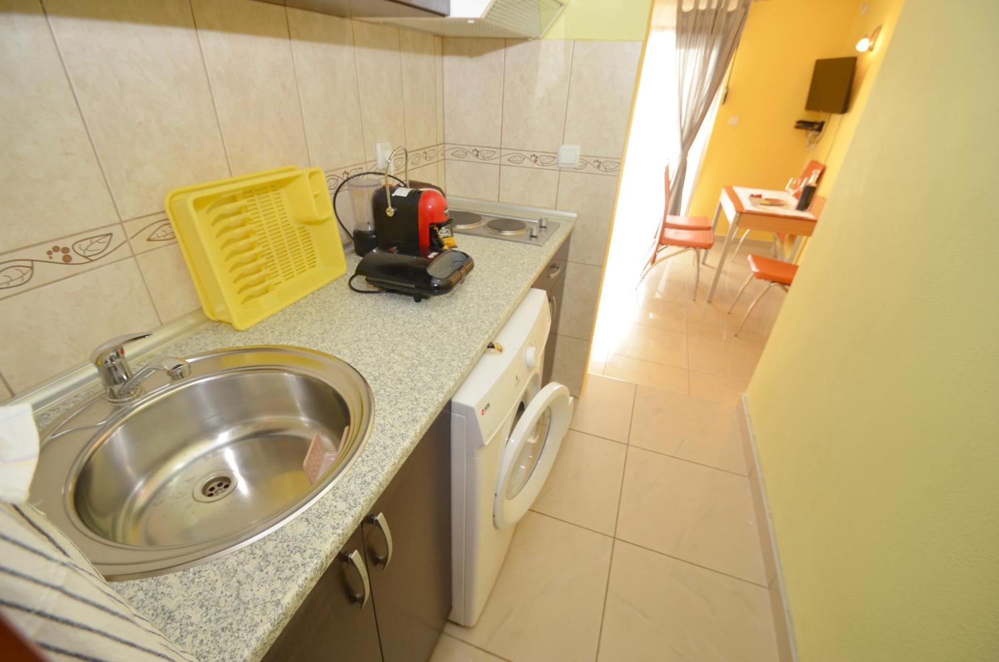 Apartments Dinko Zifra Тиват Стая снимка