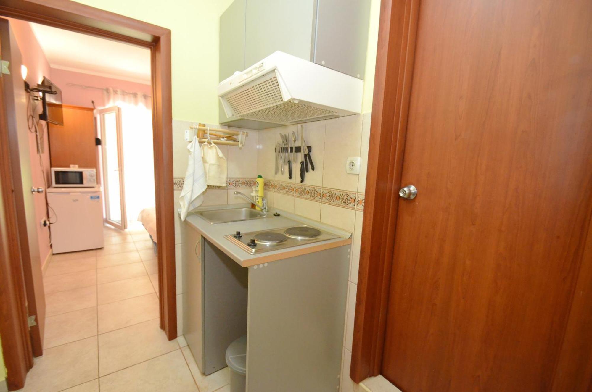 Apartments Dinko Zifra Тиват Екстериор снимка